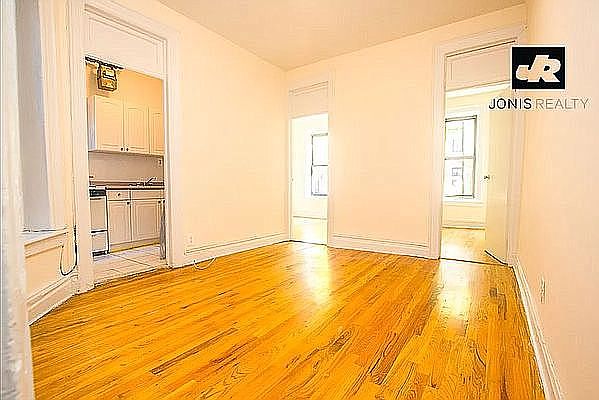 1st image of 115 Saint Marks Pl APT 18