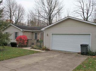 991 W 21st St, Connersville, IN 47331