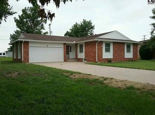 6 Juanita St, South Hutchinson, KS 67505