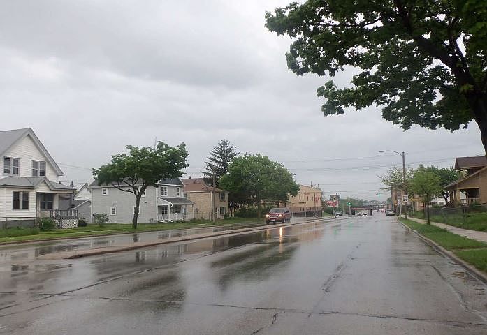 2nd image of 3533 W Hampton Ave