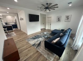 1305 Blodgett St #2, Houston, TX 77004