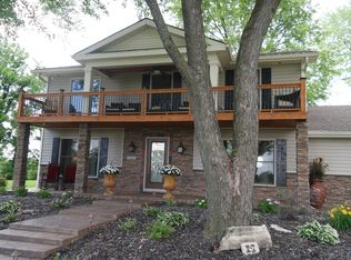 1325 S La Frenz Rd, Liberty, MO 64068