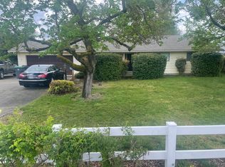 1325 Orchard Home Dr, Medford, OR