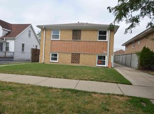 2064 N 18th Ave APT 1R, Melrose Park, IL 60160