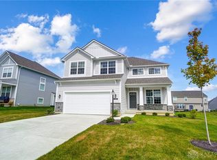 422 Hines Cir, Washington Township, OH 45458