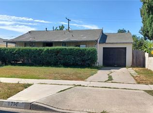 1714 W 12th St, Santa Ana, CA 92703