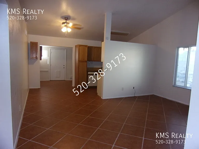 9961 E Skyward Way — Photo 2