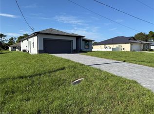 5519 Banning St, Lehigh Acres, FL 33971