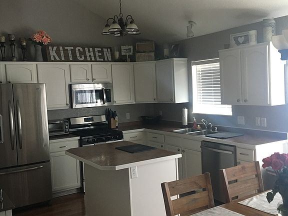 2nd image of 3705 Kingsbury Pl