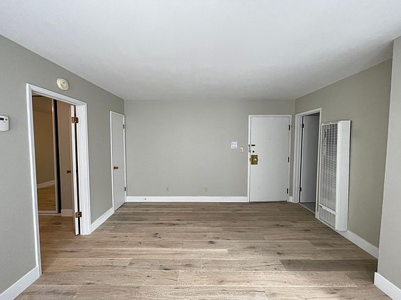 3rd image of 1359 10th Ave APT 2