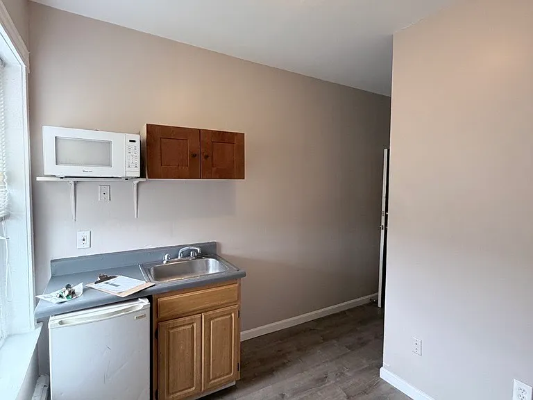 185 Green St #35 — Photo 3