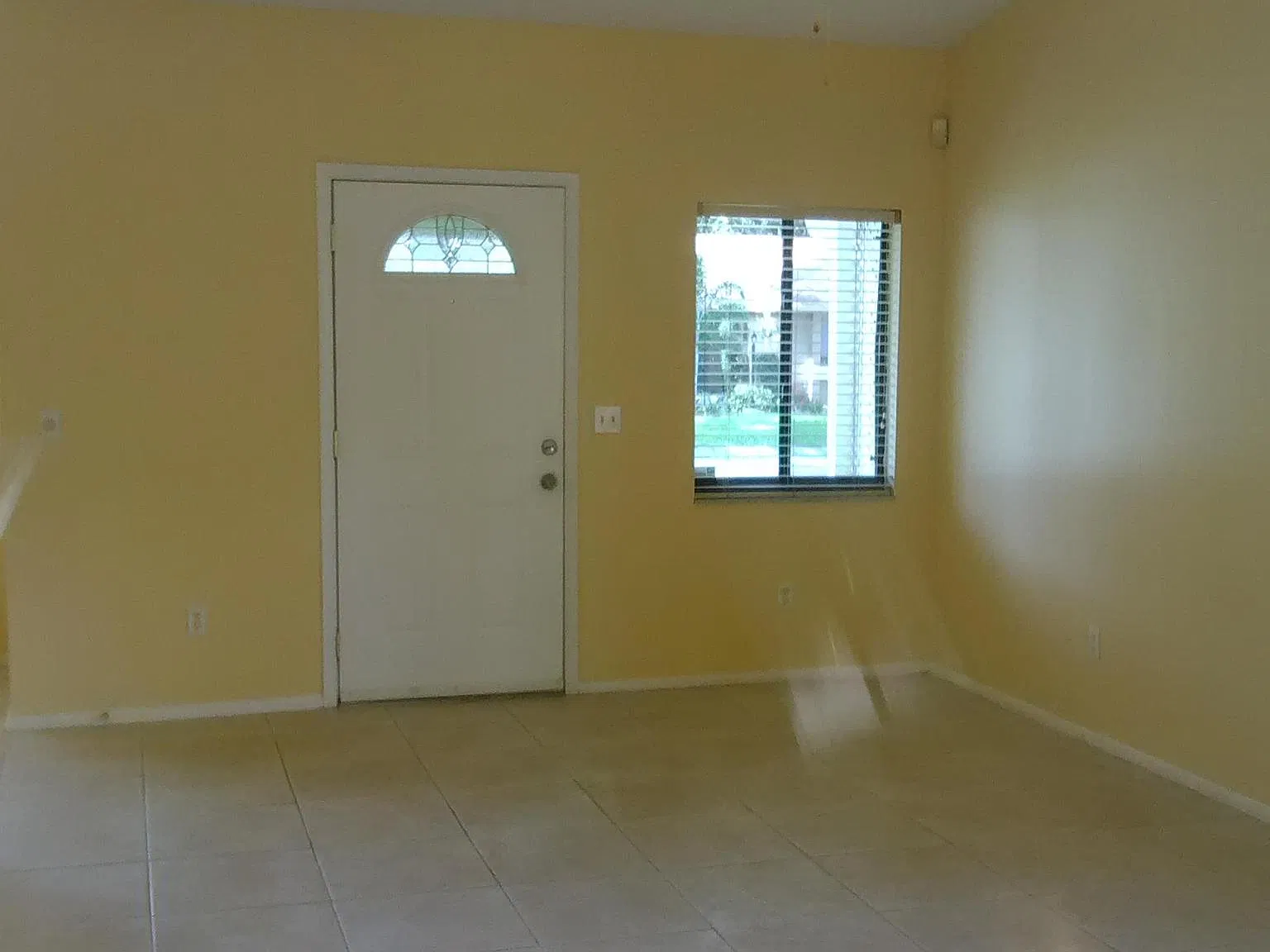 3 bed, 1360 sqft, $2,250 — Photo 4