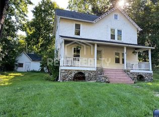 15 Edgewood Dr, Harriman, NY 10917