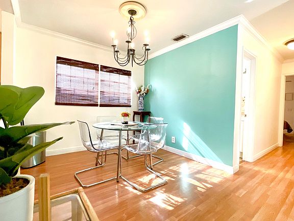 3rd image of 513 SW 17th Street