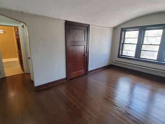 2nd image of 330 W Keefe Ave APT 7