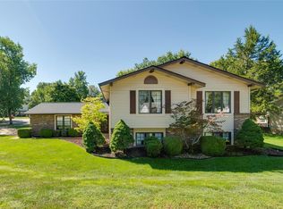 2602 Bluff Ridge Dr, Saint Louis, MO 63129