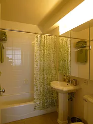 Rented by Carnegie Hill Place