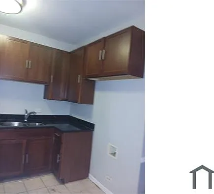2511 E 76th St #3 — Photo 7