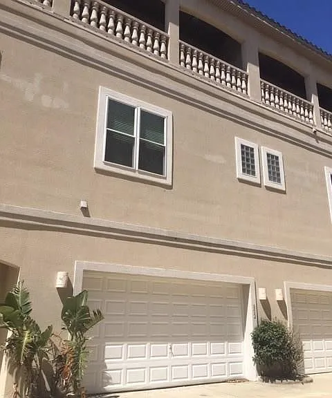 14910 Leeward Dr #802 — Photo 2
