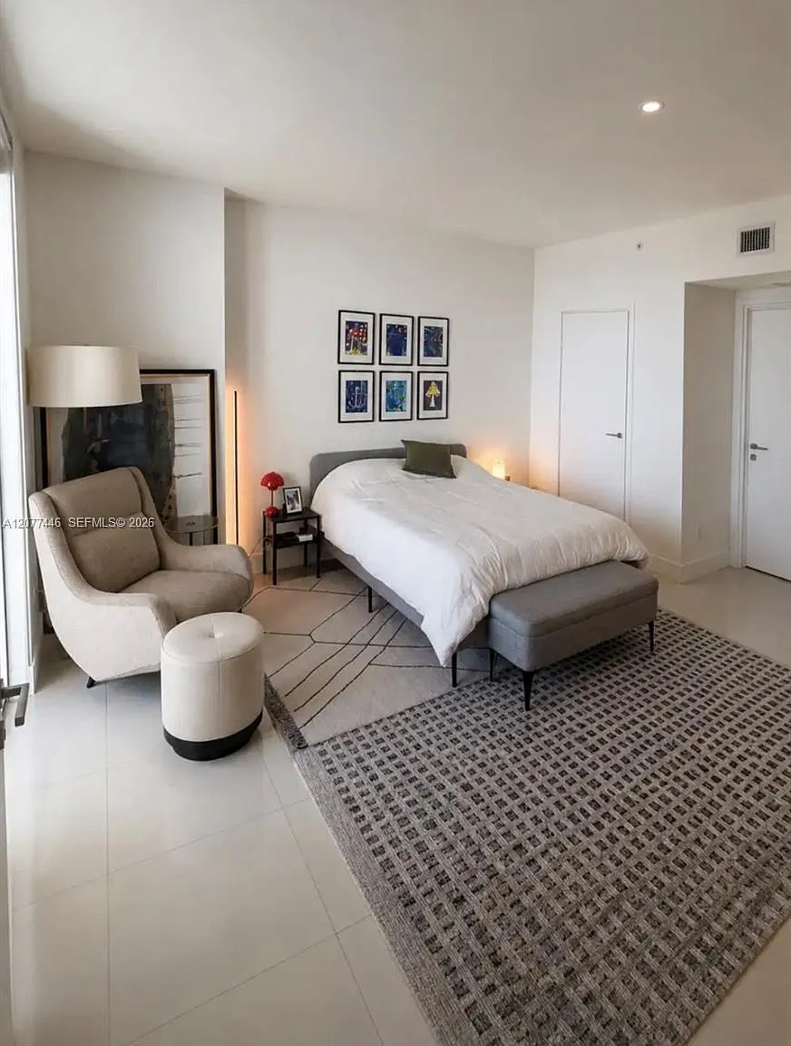 Brickellhouse Condo — Photo 4
