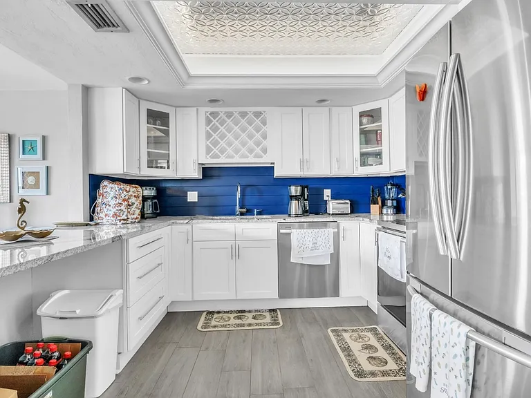 159 SW 47th Ter #206 — Photo 8