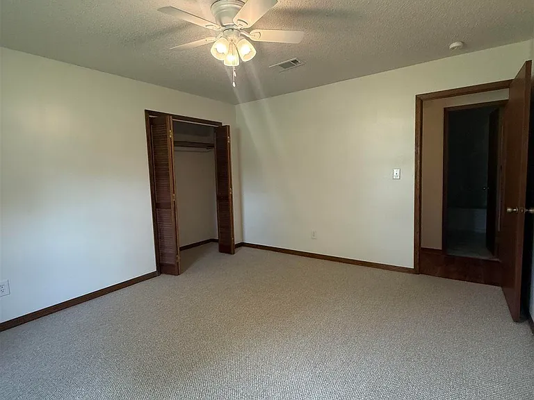 6200 Jays Way — Photo 16