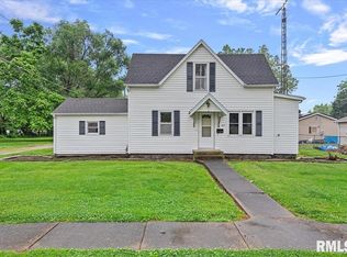 417 W Franklin St, Girard, IL