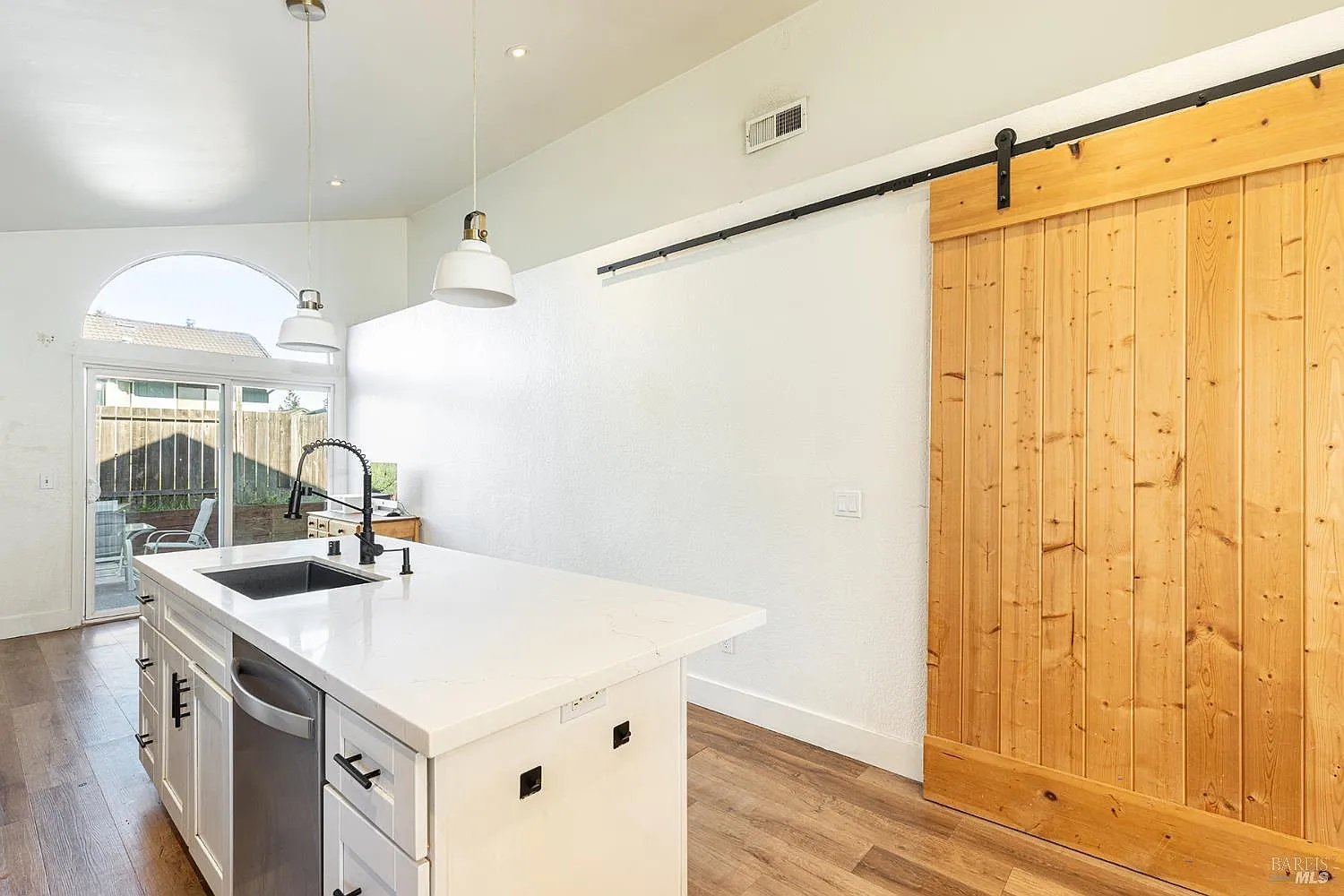 690 Claudius Way - Photo 9