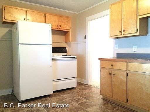 5th image of 1403 Durham St