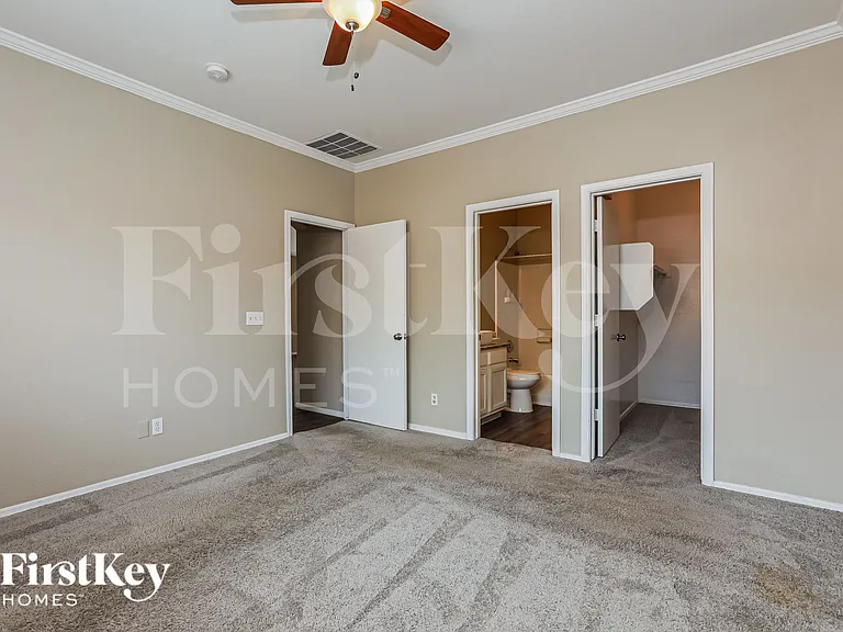 2850 E Silverbell Rd — Photo 12