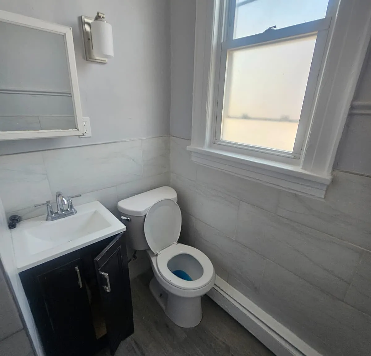 3 bed, 1000 sqft, $1,900 — Photo 4