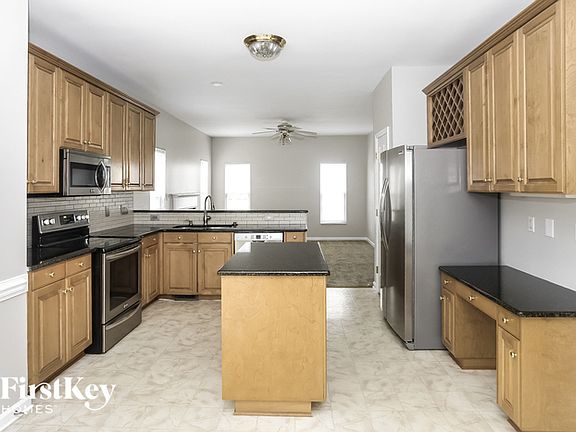 5th image of 8616 Glade Ct