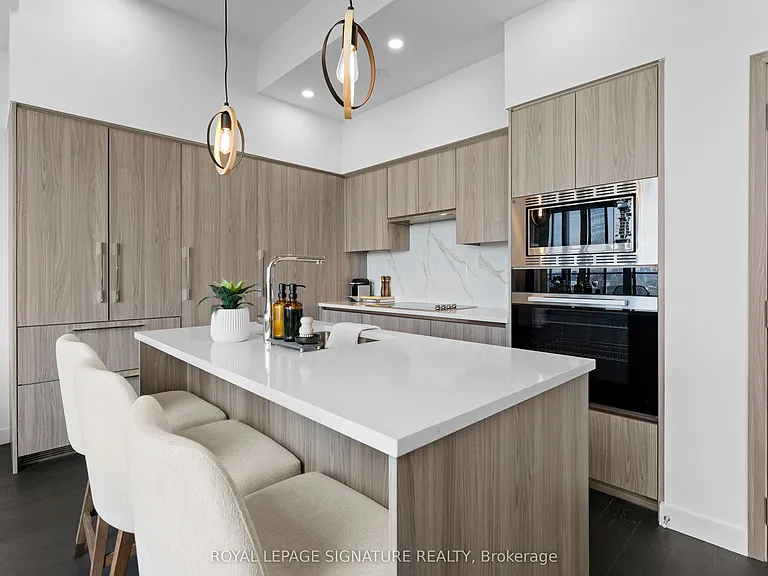 1 Concord Cityplace Way #Penthouse 7001 — Photo 7