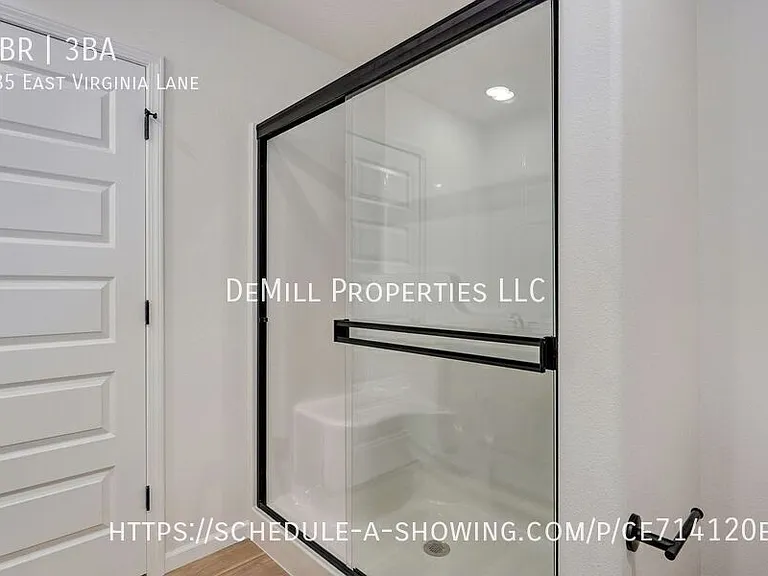 885 E Virginia Ln — Photo 14