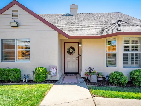 3858 Olivebranch Ln, Carmichael, CA 95608