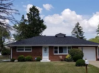 3021 W Westport Rd, Peoria, IL 61615