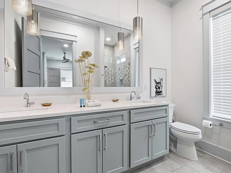 8320 Surf Dr — Photo 48