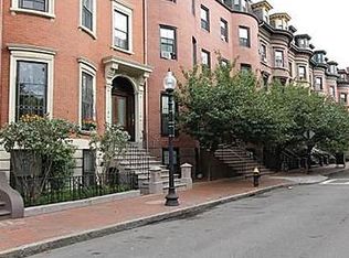 467 Weld St #3, West Roxbury, MA 02132