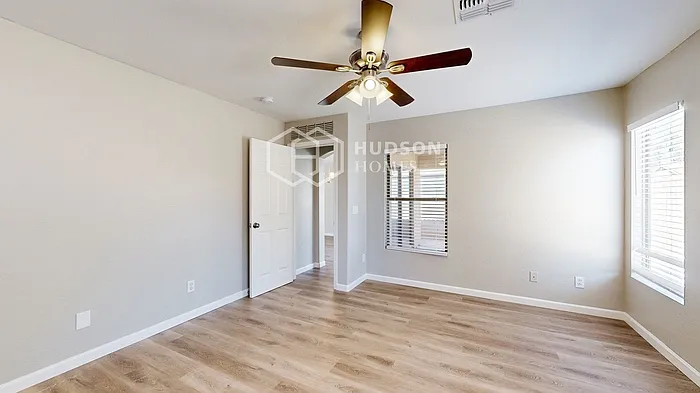 12834 W Sweetwater Ave — Photo 14