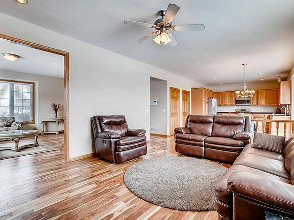 4th image of 2320 Seurer Ct