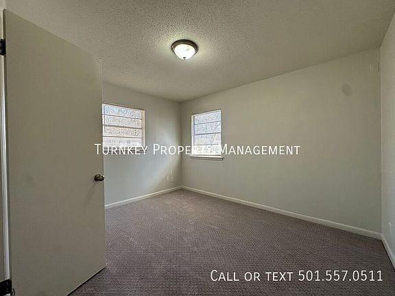 5th image of 29 Rugby Dr
