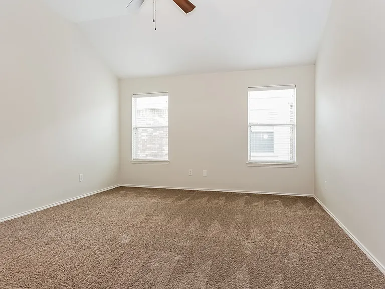 6229 Chalk Hollow Dr — Photo 7
