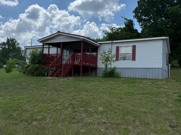 3 Hughey Rd, Fayetteville, TN 37334