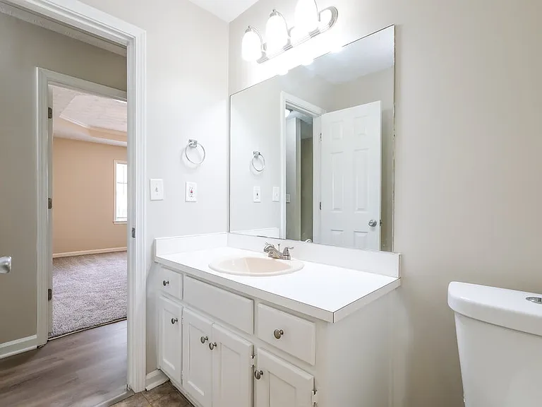 1325 Burning Bush Dr — Photo 16