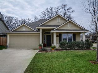 1608 Kingsgate Dr, Bryan, TX 77807
