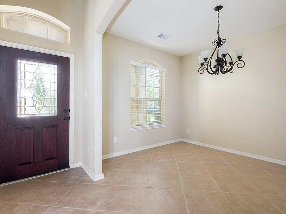 1st image of 28723 Mayes Bluff Dr