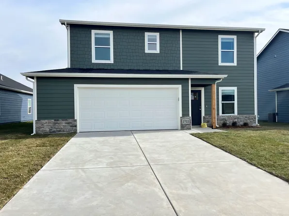 2722 S Cypress St, Wichita, KS 67210