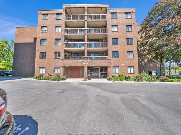 3950 Wyandotte St E #505, Windsor, ON N8Y 1G5