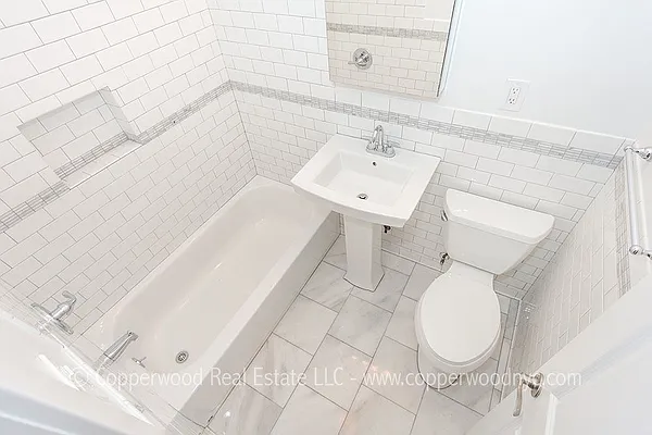 Rented by Copperwood Real Estate | media 18