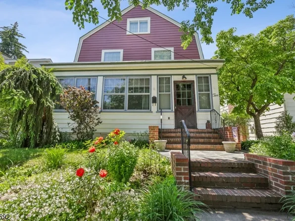 10 Oakdale Ave, Millburn Twp., NJ 07041